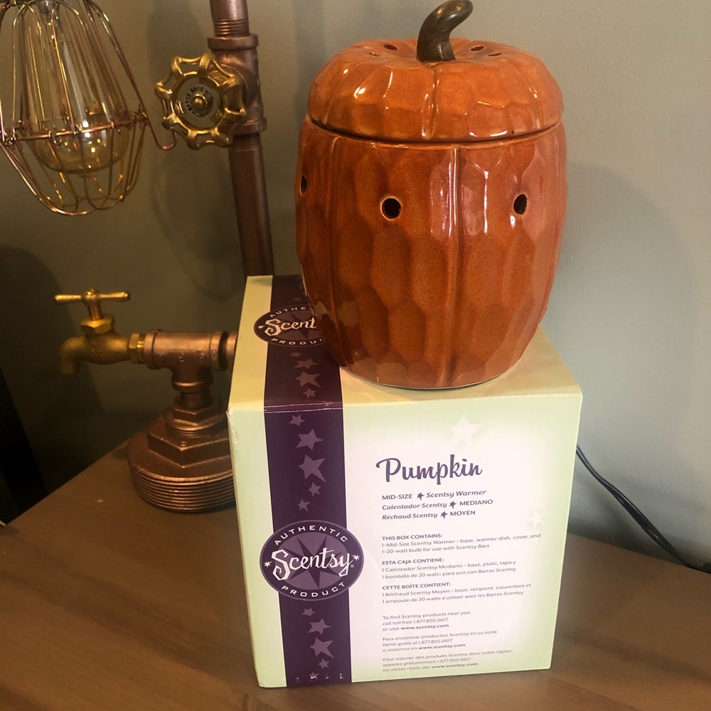 Scentsy Pumpkin Warmer